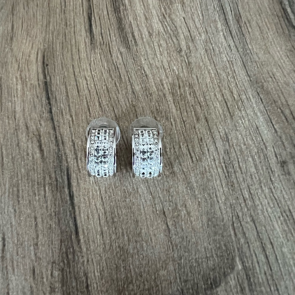 Sparkly Rhinestone Silver Earrings